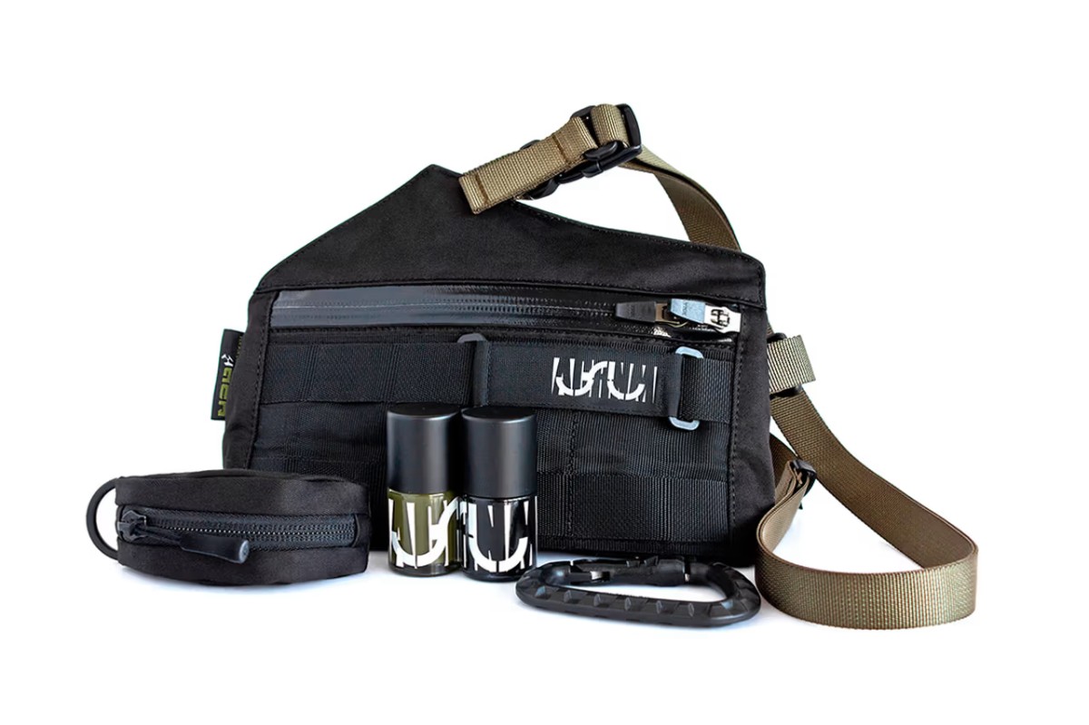 ACRONYM Ã— Uslu Airlines 3A-12TS
